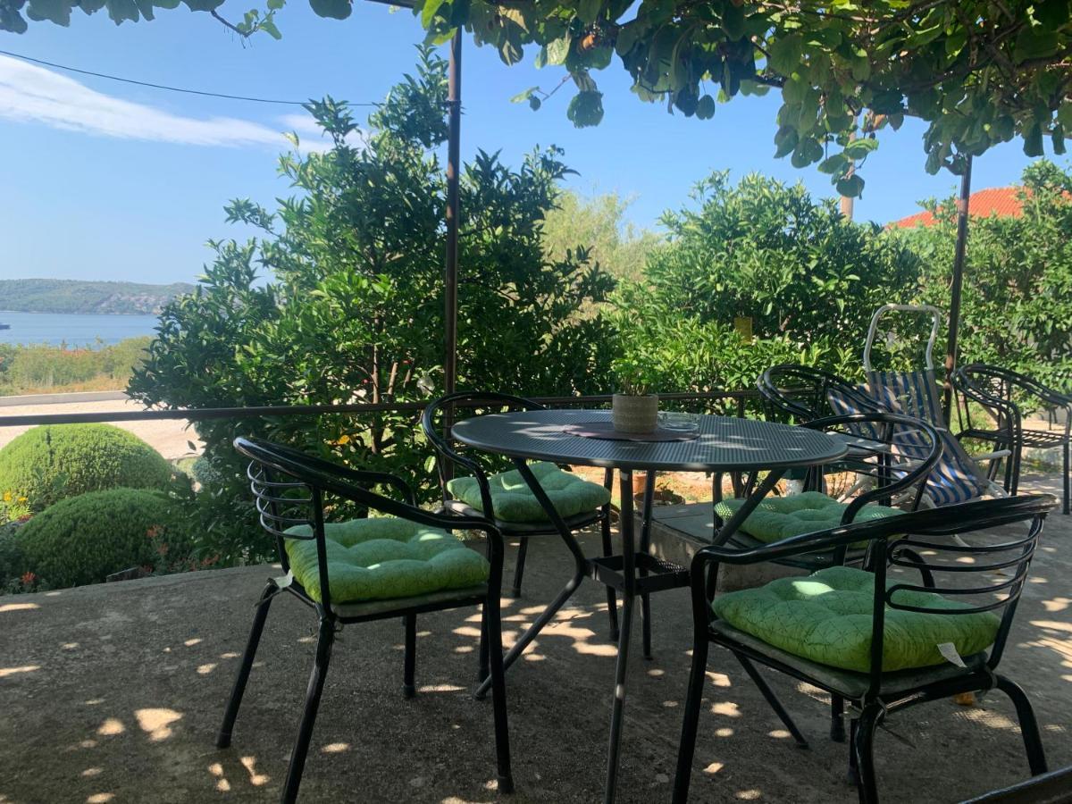 Apartments Villa Bella Vista Seget Трогир Экстерьер фото