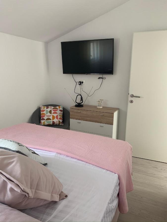 Apartments Villa Bella Vista Seget Трогир Экстерьер фото