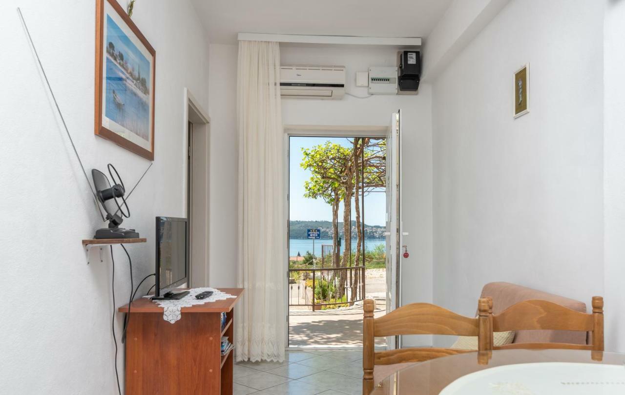 Apartments Villa Bella Vista Seget Трогир Экстерьер фото