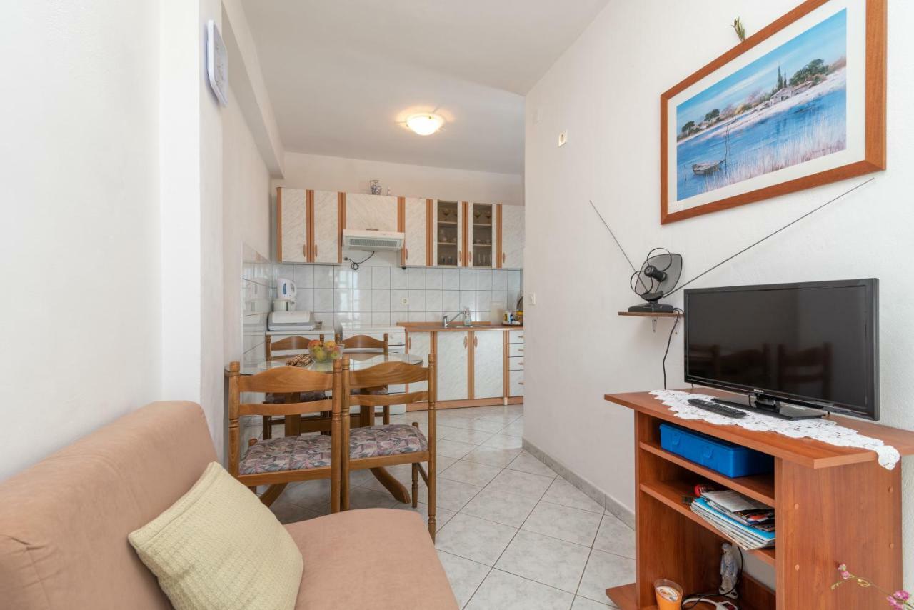 Apartments Villa Bella Vista Seget Трогир Экстерьер фото