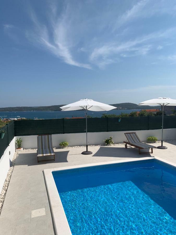 Apartments Villa Bella Vista Seget Трогир Экстерьер фото